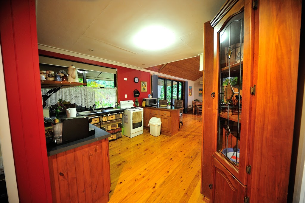 Silky Oak Chalet | lodging | 7 Newland St, Yungaburra QLD 4884, Australia | 0740965405 OR +61 7 4096 5405