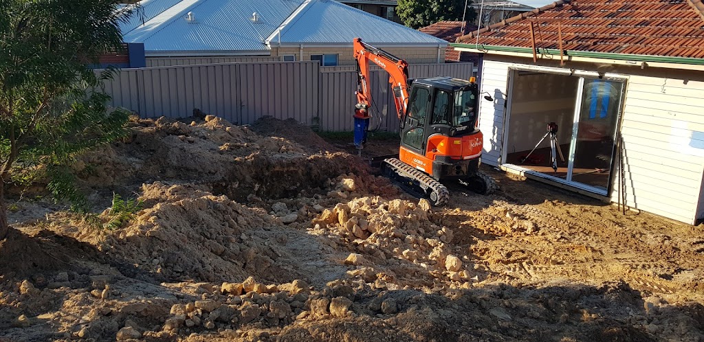 Pines Transport - Diggers & Bobcat | moving company | 56 Scovell Cres, Anketell WA 6167, Australia | 0427435815 OR +61 427 435 815