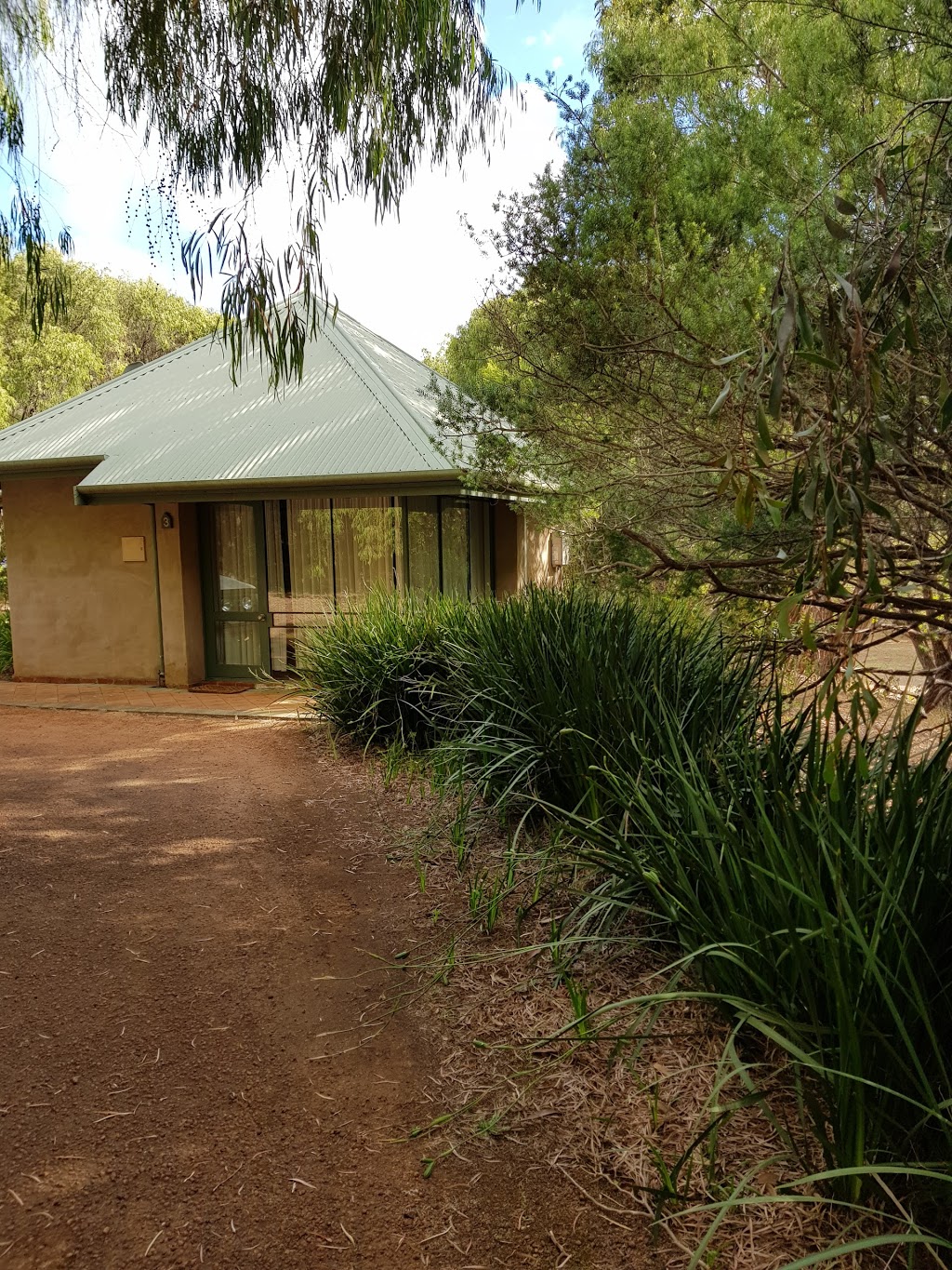 Waterfall Cottages Lodging 211 Kevill Rd Margaret River Wa