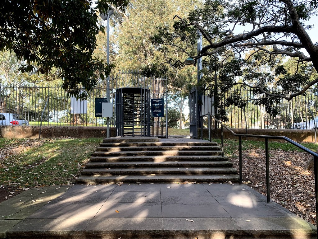 Henry Lawson Gate | Royal Botanic Gardens, Mrs Macquaries Rd, Sydney NSW 2000, Australia