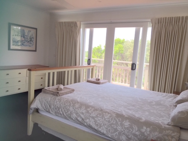 270 Degrees - views, WIFI, foxtel | lodging | 1 Stratford Rd, Rye VIC 3941, Australia | 0413431886 OR +61 413 431 886