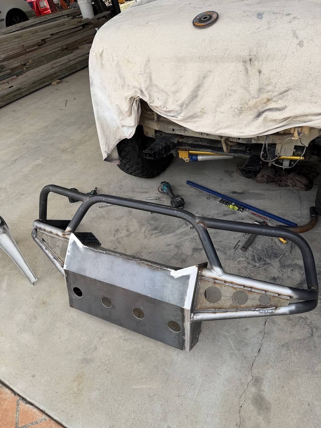 FabWiz Customs | 1 Waterfall Way, Tallai QLD 4213, Australia | Phone: 0410 563 922