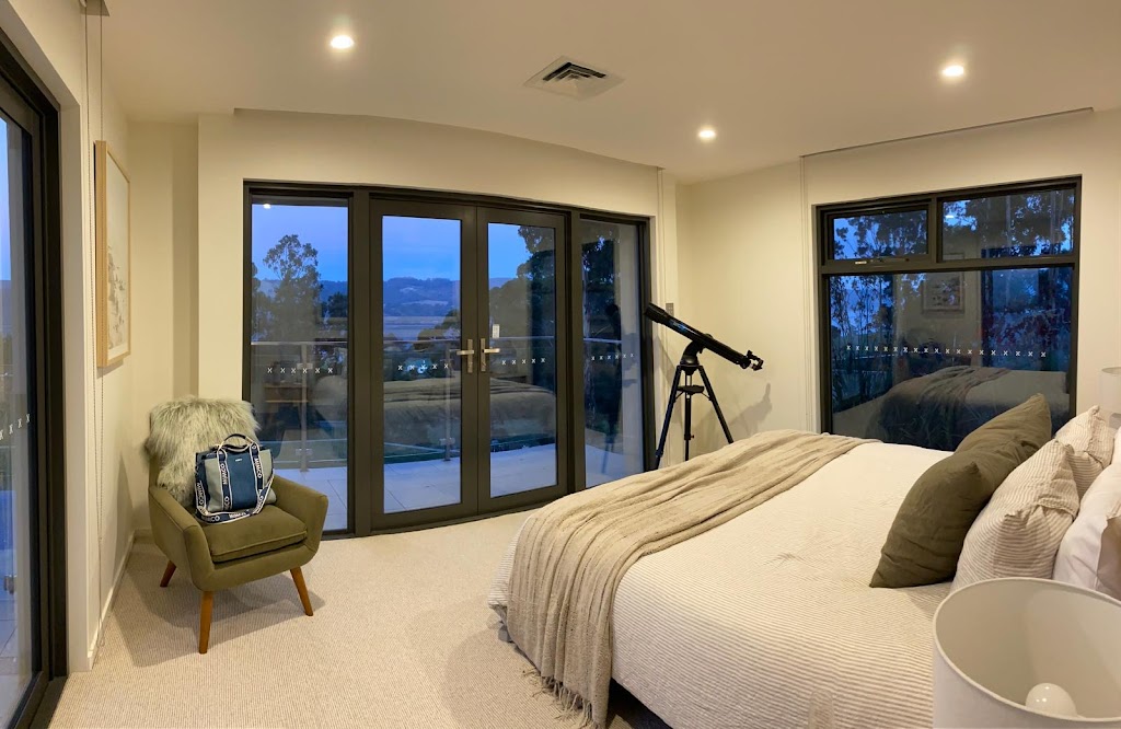 Alto Franklin: Luxury stay | 17 Heriots Rise, Franklin TAS 7113, Australia | Phone: 0418 342 511