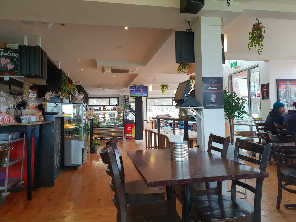 Nicolinis on the Bay | restaurant | 63A Ormond Esplanade, Elwood VIC 3184, Australia | 0395317788 OR +61 3 9531 7788