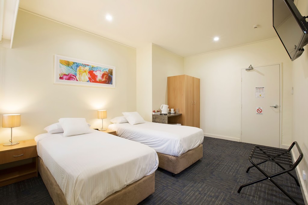 Nightcap at High Flyer Hotel | lodging | 25 Birch St, Condell Park NSW 2200, Australia | 0297919000 OR +61 2 9791 9000