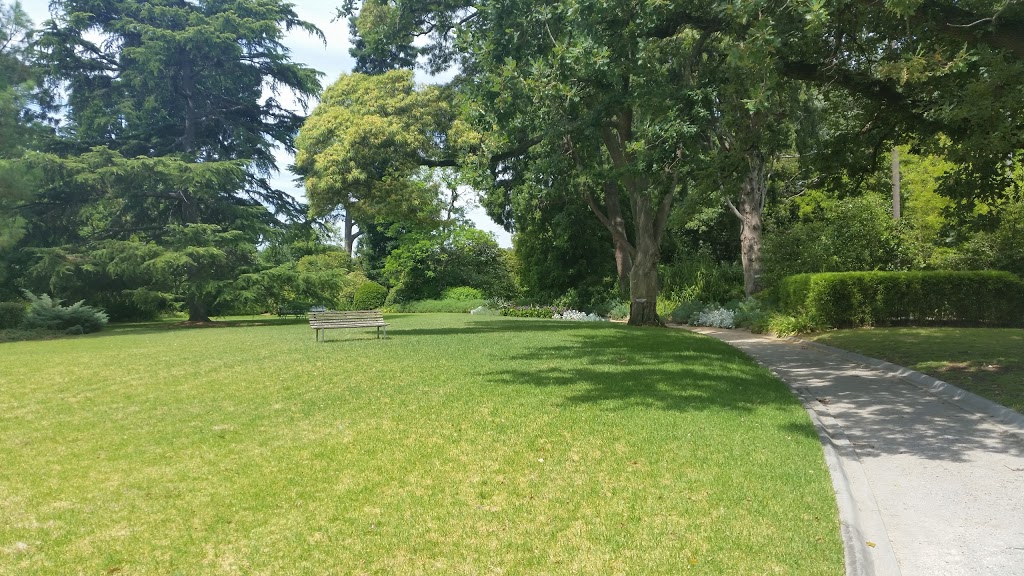 Burnley Gardens | park | 500 Yarra Blvd, Burnley VIC 3121, Australia | 0390356815 OR +61 3 9035 6815