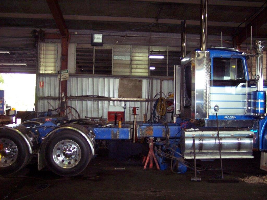 Big Truck Workshop | 32 Airy St, Wacol QLD 4076, Australia | Phone: (07) 3375 5565