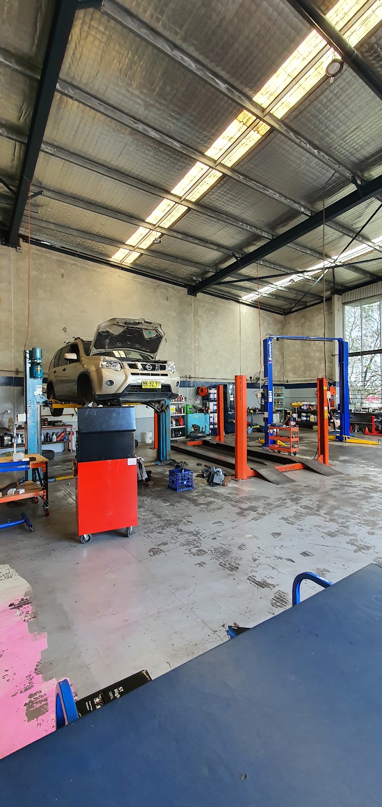 Everest Auto Workshop | 5/5 Cary Grove, Minto NSW 2566, Australia | Phone: (02) 9963 7250