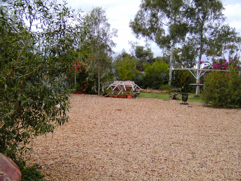 Sonjas Bed and Breakfast | lodging | 60 Butterfly Ave, Lightning Ridge NSW 2834, Australia | 0268292010 OR +61 2 6829 2010