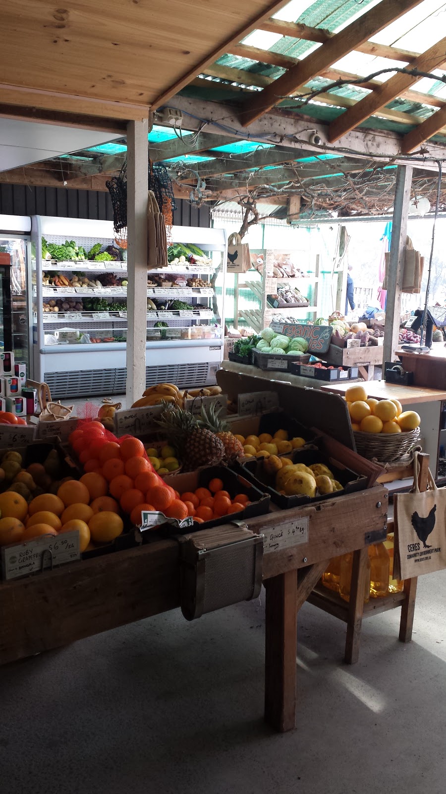 CERES Organic Grocery | supermarket | Stewart St &, Roberts St, Brunswick East VIC 3057, Australia | 0393890122 OR +61 3 9389 0122