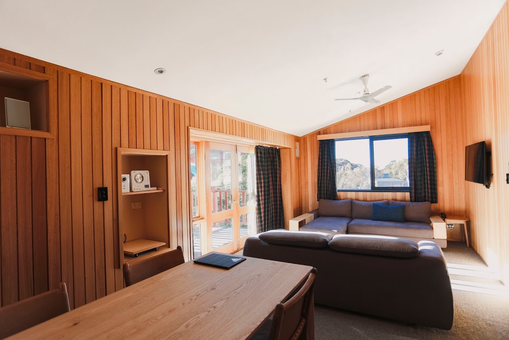 Thredbo Alpine Hotel | lodging | 8 Friday Dr, Thredbo NSW 2625, Australia | 0264594200 OR +61 2 6459 4200
