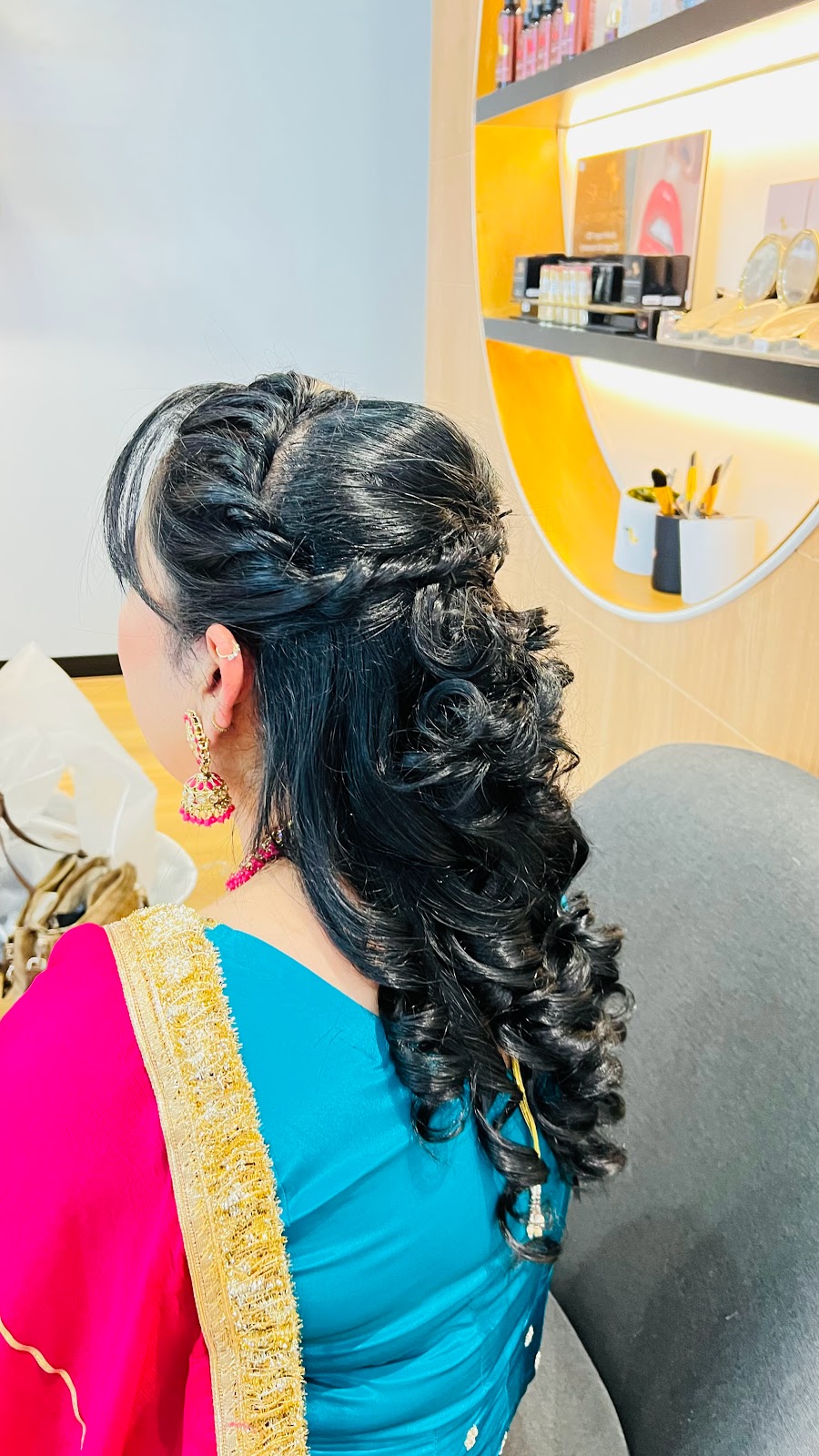 Fabulous Beauty | Gillies street, stockland shopping centre, Shop/060 A Norman St, Wendouree VIC 3355, Australia | Phone: (03) 4310 7904