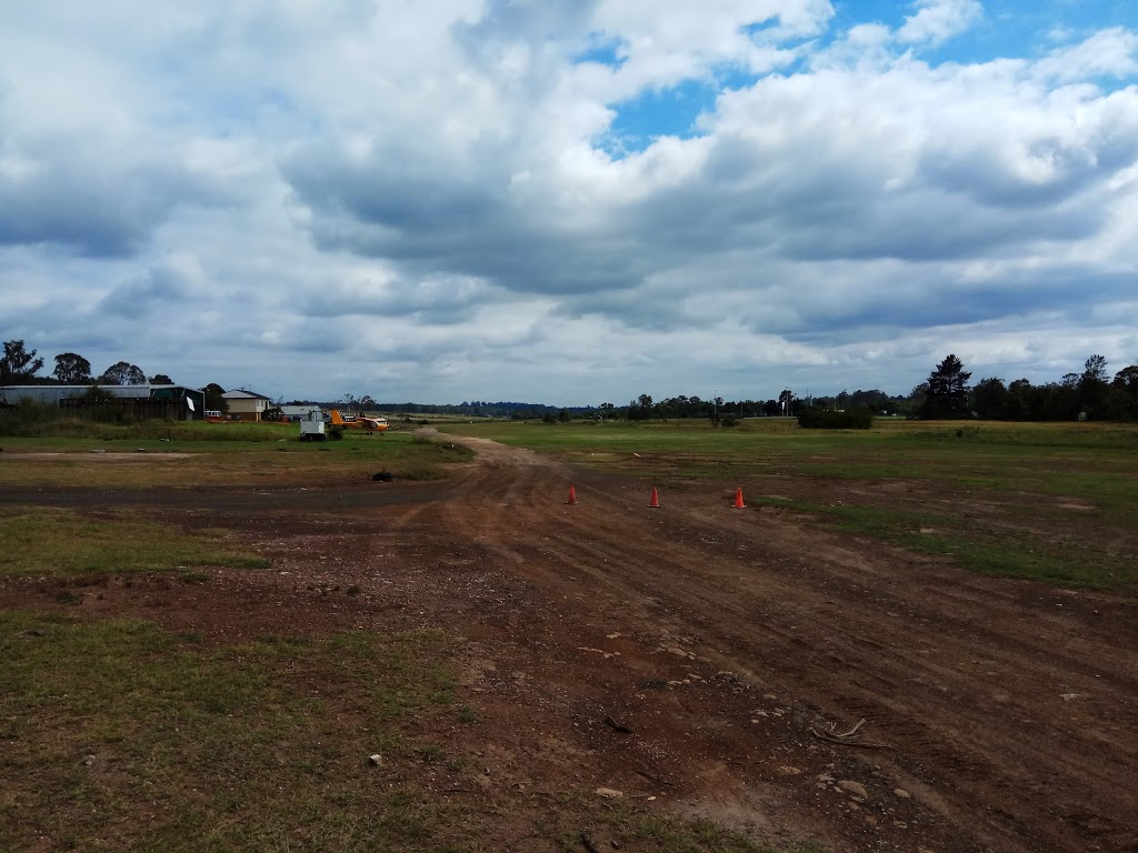 The Oaks Airfield | airport | 995 Burragorang Rd, The Oaks NSW 2570, Australia