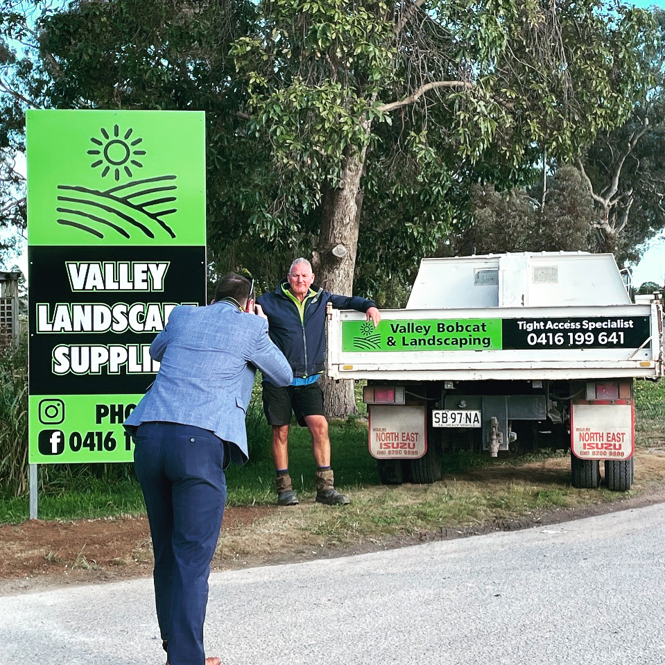 Valley Landscape Supplies/Valley Bobcat & Landscaping | general contractor | 230 Angaston Rd, Nuriootpa SA 5355, Australia | 0416199641 OR +61 416 199 641