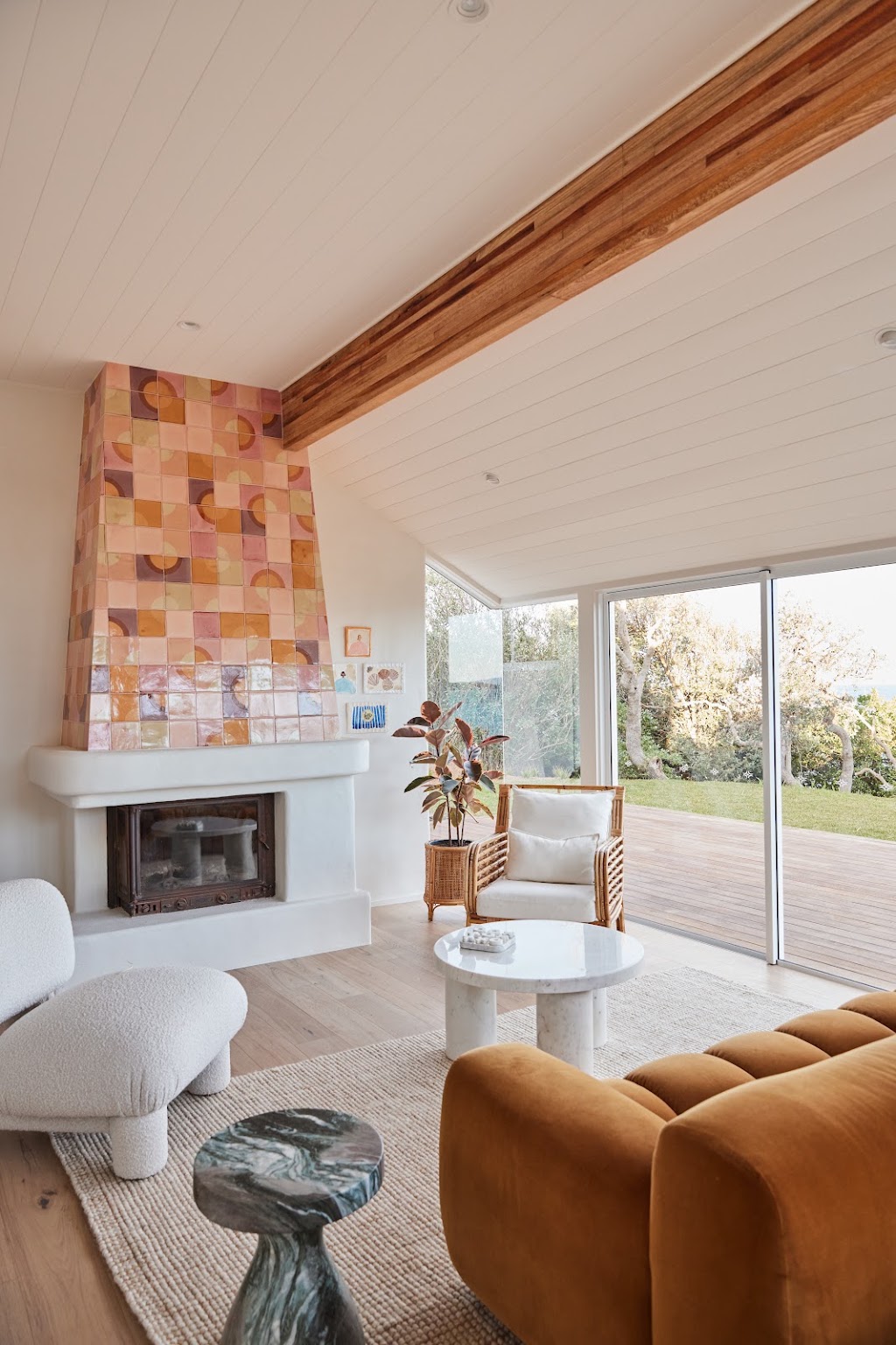 Chante Mer House | 55 S Pacific Cres, Ulladulla NSW 2539, Australia | Phone: 0423 357 057