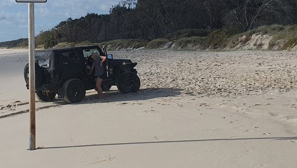 AAA 4WD Beach & Offroad Recovery | 1383 Bribie Island Rd, Ningi QLD 4511, Australia | Phone: 0439 083 868