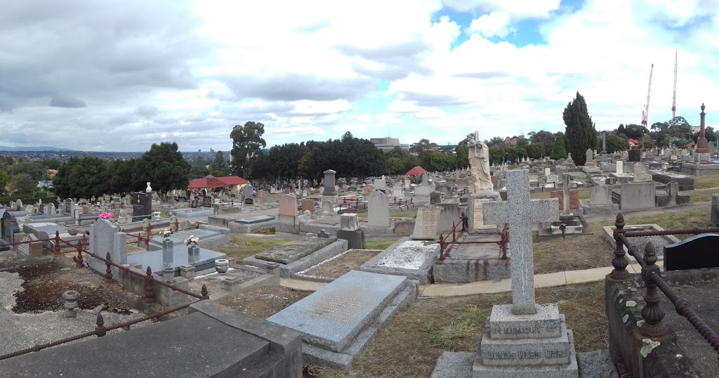 Warringal Cemetery | cemetery | 472 Upper Heidelberg Rd, Heidelberg VIC 3084, Australia | 0394904222 OR +61 3 9490 4222