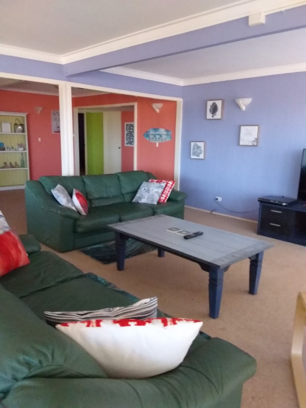 Meekatharra Outback Beach House | 12 Regan St, Meekatharra WA 6642, Australia | Phone: 0407 856 655