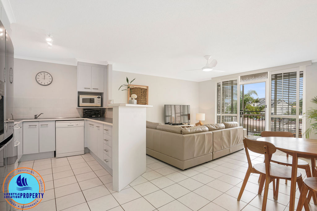 Lifestyle Location Property | 21 Gould Dr, Glass House Mountains QLD 4518, Australia | Phone: 0432 756 036