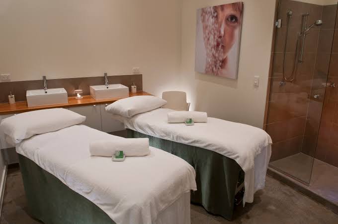 endota spa Point Cook | spa | Shop 417a/3 Main St, Point Cook VIC 3030, Australia | 0383531643 OR +61 3 8353 1643