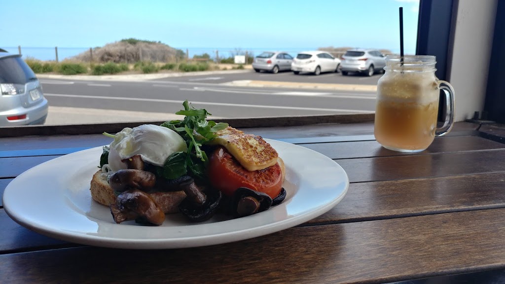 Breeze Cafe & Bar | 163 Esplanade, Aldinga Beach SA 5173, Australia | Phone: (08) 8556 5000