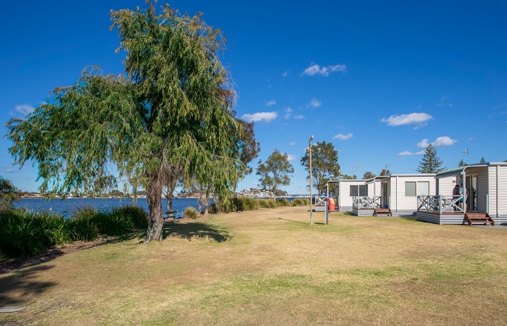 Belmont Lakeside Holiday Park | rv park | 24 Paley Cres, Belmont South NSW 2280, Australia | 0249454750 OR +61 2 4945 4750