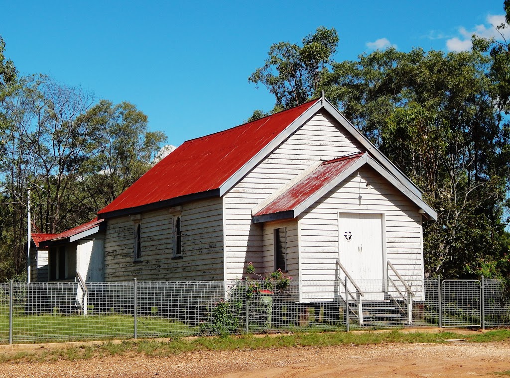 Duaringa Uniting Church | church | 25 Edward St, Duaringa QLD 4712, Australia | 0282674428 OR +61 2 8267 4428