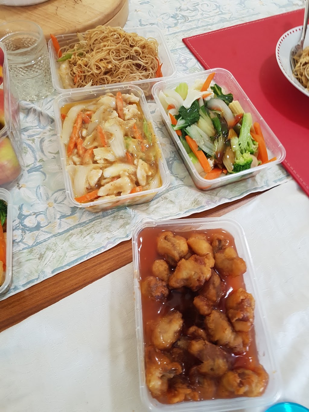 Sun Sun Chinese Restaurant | 185 Prince Edward Ave, Culburra Beach NSW 2540, Australia | Phone: (02) 4447 2888