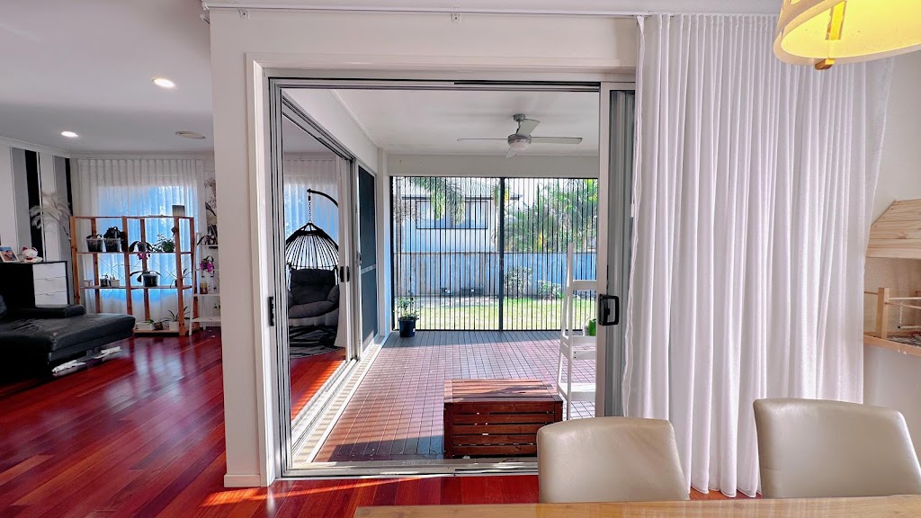 Southern Cross Security Doors | 16 Northcove Rd, Long Beach NSW 2536, Australia | Phone: 0414 805 721