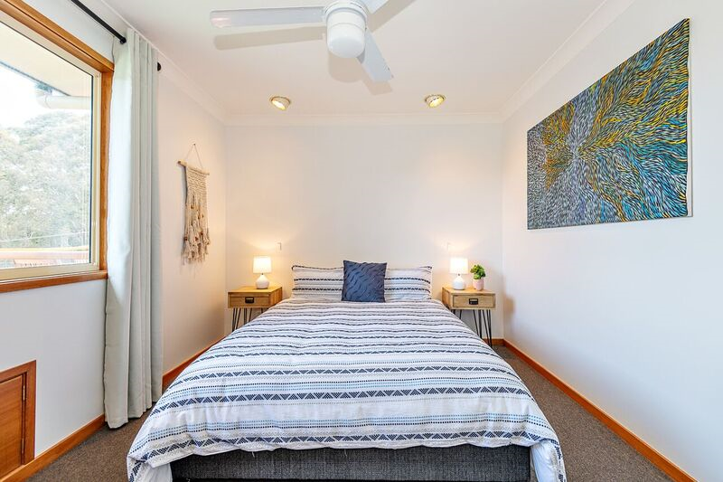 Bawley Point Accommodation | 26 Murramarang Rd, Bawley Point NSW 2539, Australia | Phone: 0418 168 404