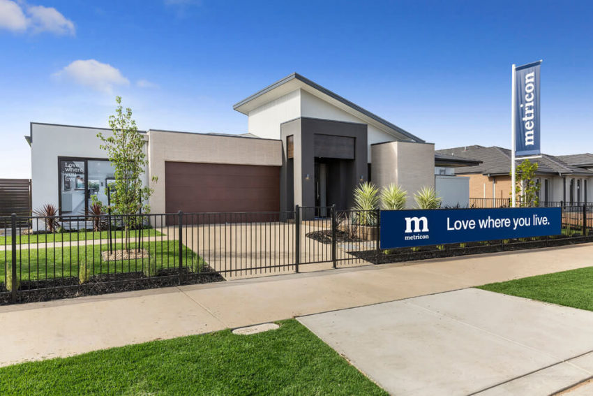 Metricon Homes Spring Mountain | 22 Houston St, Spring Mountain QLD 4124, Australia | Phone: 1300 786 773