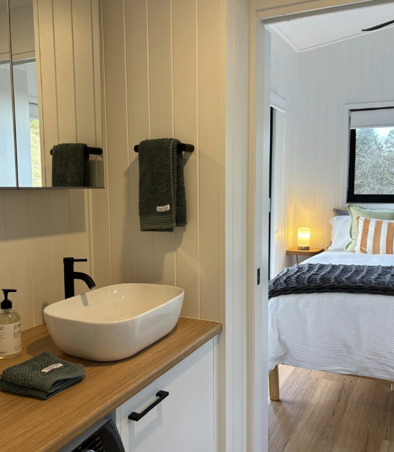 Edenvale Farmstay | 270 Ballantyne Rd, Nethercote NSW 2549, Australia | Phone: 0424 263 440