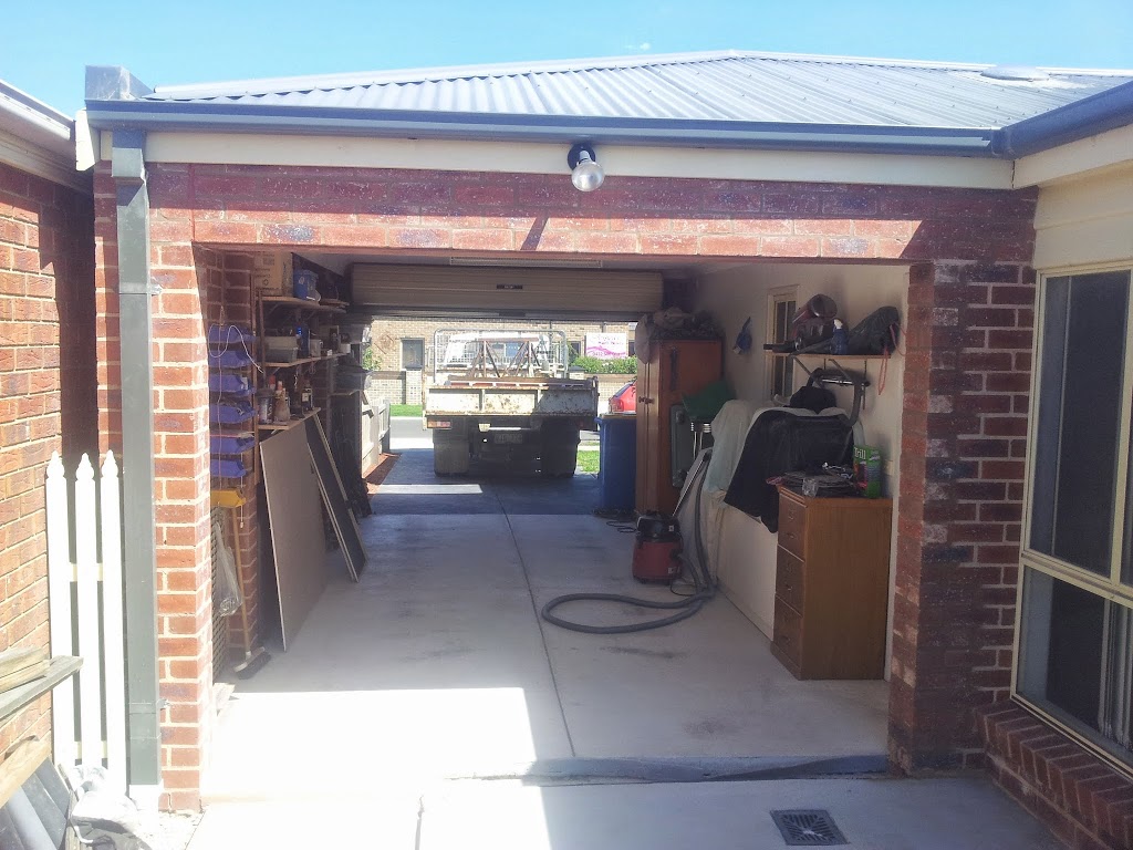 Copper Brick Garages | 40 Osborne Rd, North Warrandyte VIC 3113, Australia | Phone: 0407 338 092