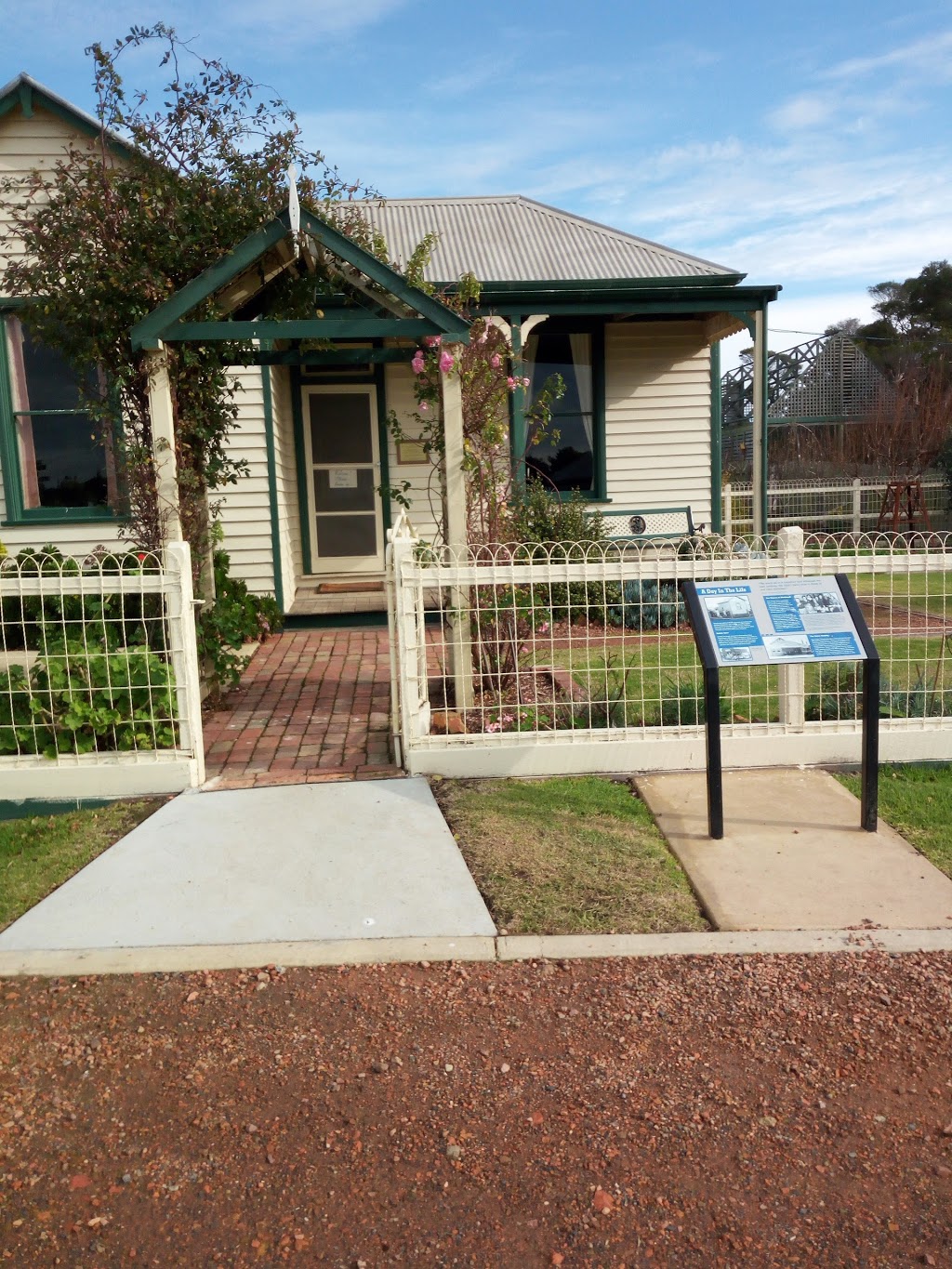 Baxters Wetland Bird Hide | park | Wonthaggi VIC 3995, Australia