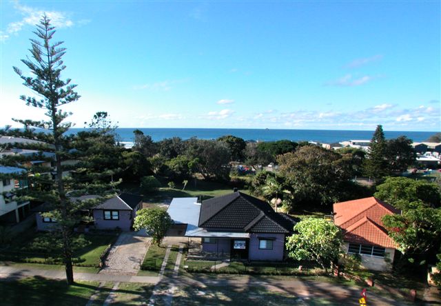Shirley Street Beach Houses | lodging | 3, 5, 7 Shirley St, Byron Bay NSW 2481, Australia | 0266847047 OR +61 2 6684 7047