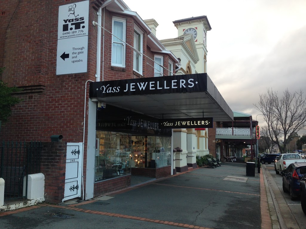 Yass Jewellers | jewelry store | 103 Comur St, Yass NSW 2582, Australia | 0262261374 OR +61 2 6226 1374