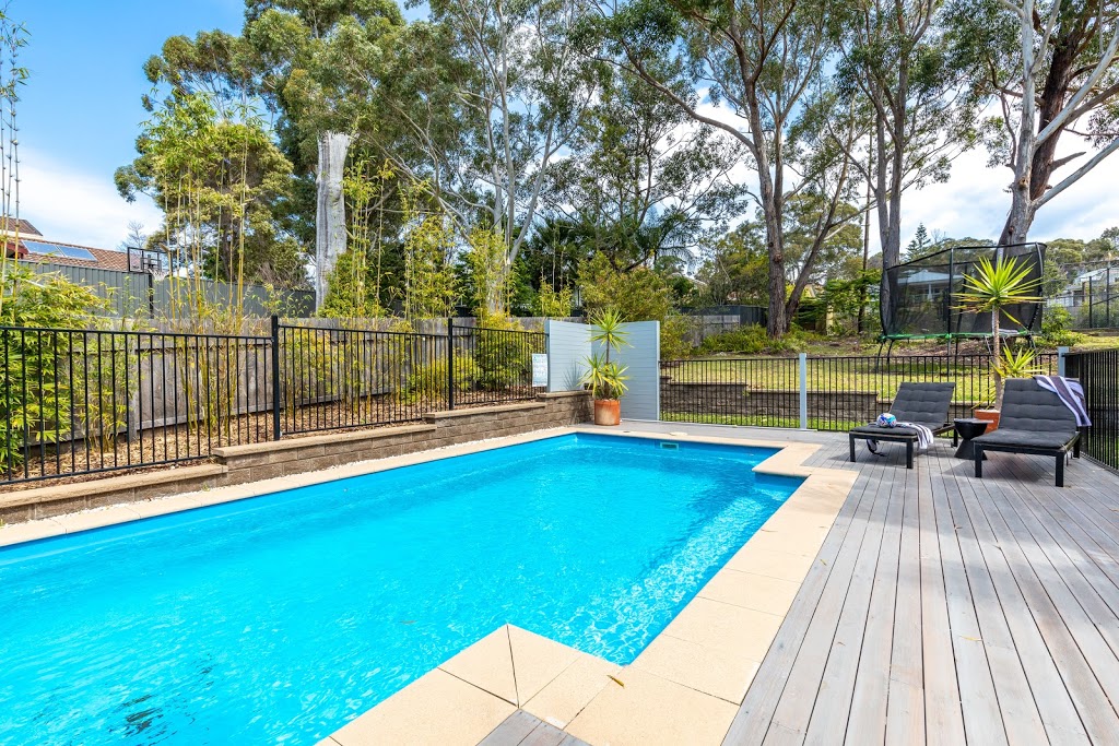 Poolside | Jervis Bay Rentals | lodging | 17 Dacres St, Vincentia NSW 2540, Australia | 0244076007 OR +61 2 4407 6007