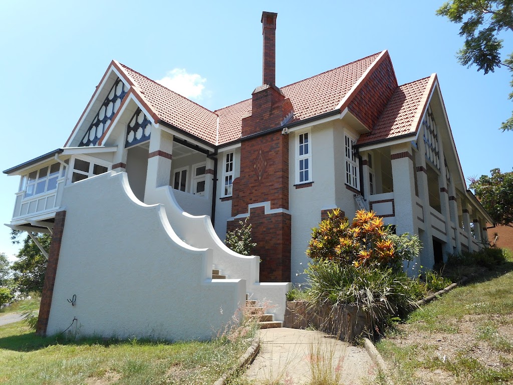 Dr.Haus | 17 Wyangarie Pl, Kooralbyn QLD 4285, Australia | Phone: 0467 700 222