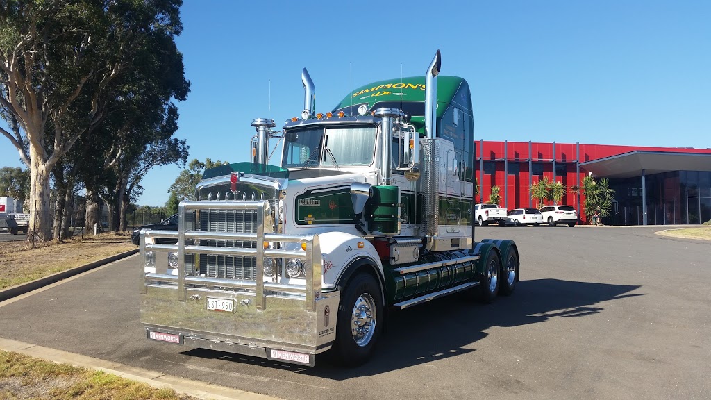 Twin City Truck Centre | car repair | 255 McKoy St, West Wodonga VIC 3691, Australia | 0260498888 OR +61 2 6049 8888