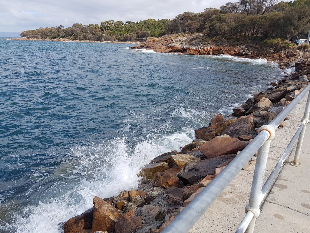 Freycinet on the Bay | real estate agency | 35 Jetty Rd, Coles Bay TAS 7215, Australia | 0431625429 OR +61 431 625 429