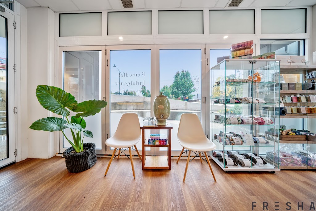 White Fox Massage & Wellness | Shop 4/1 Staples Cres, Lawson NSW 2783, Australia | Phone: 0435 038 587