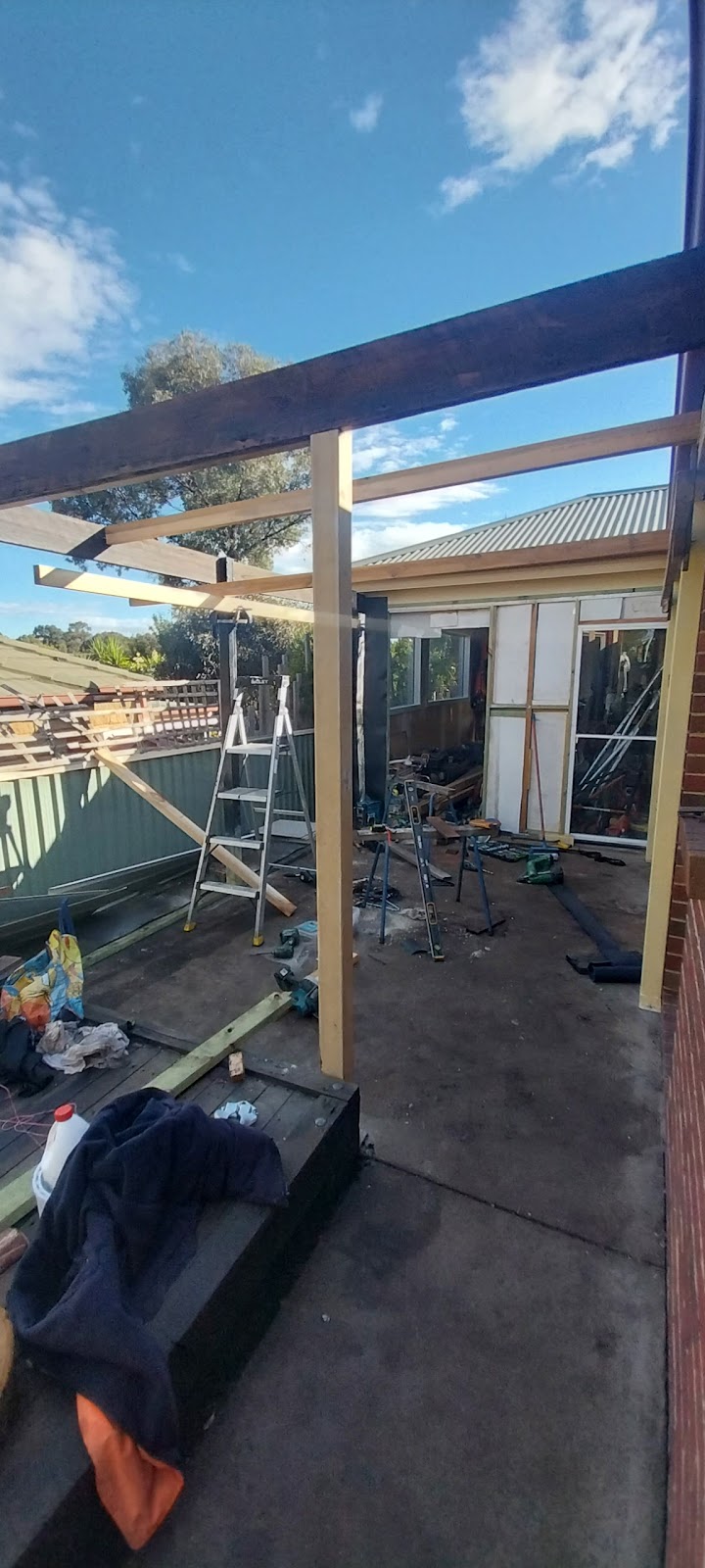 Bendigo home maintenance | 98 Inglis St, West Bendigo VIC 3550, Australia | Phone: 0469 326 647