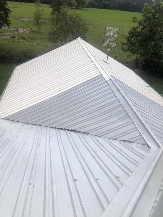 Lindsays Roof Restoration & Pressure Cleaning | Wulaaran Close, Macksville Heights Dr, Macksville NSW 2447, Australia | Phone: 0408 809 869