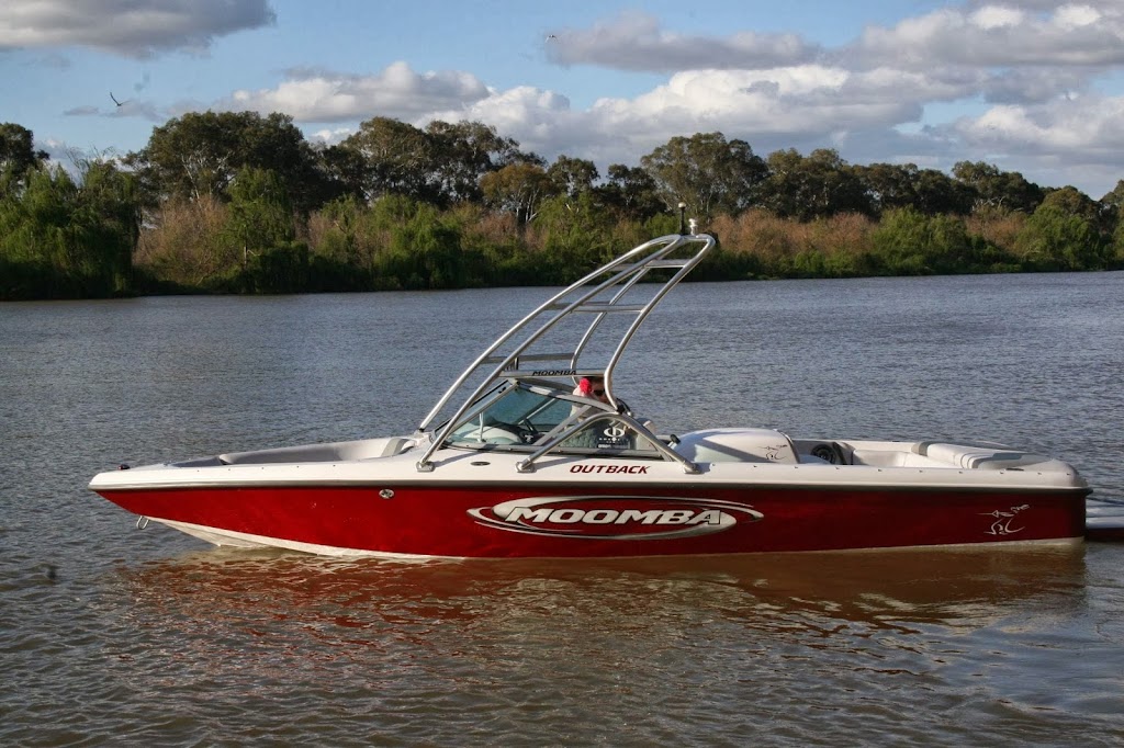 Freedom Boat Hire |  | Long Island Rd, Murray Bridge SA 5253, Australia | 0410405278 OR +61 410 405 278