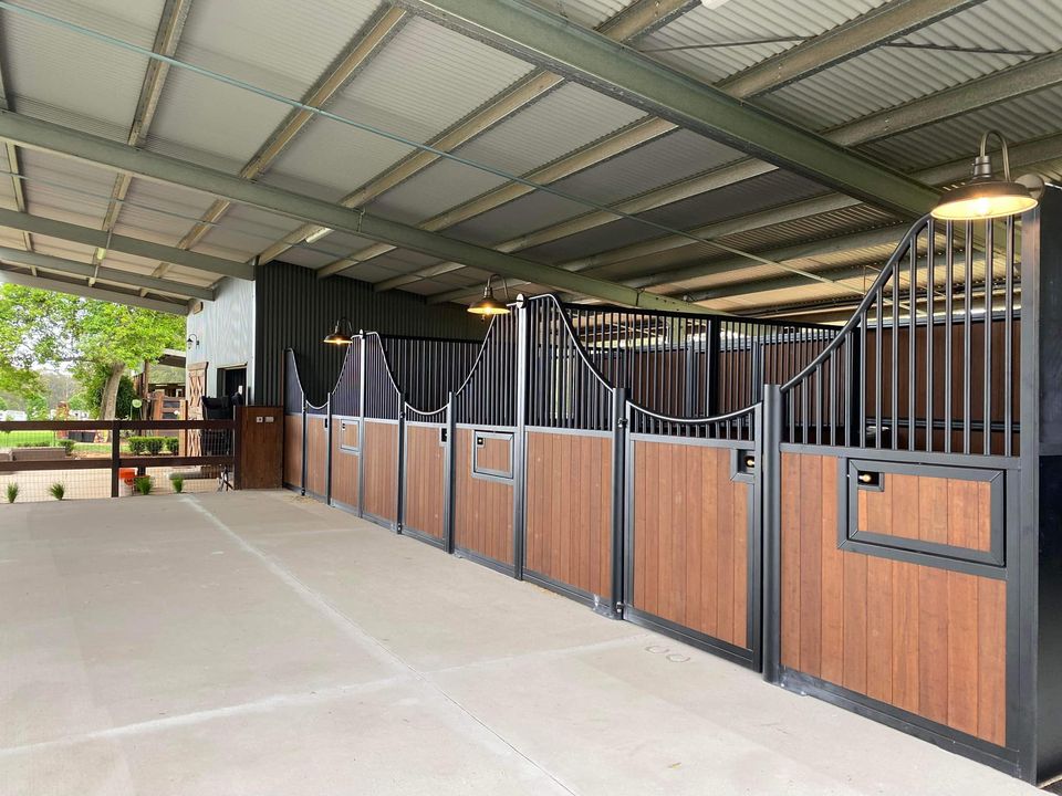 Canter Group - Stables and Carpentry | 368 Rossvale Road West, Irongate QLD 4356, Australia | Phone: 0467 549 593