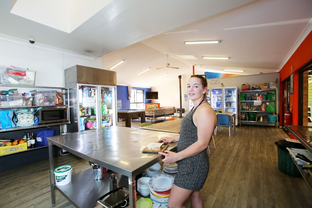 Aussitel Backpackers | lodging | 312 Harbour Dr, Coffs Harbour NSW 2450, Australia | 0266511871 OR +61 2 6651 1871