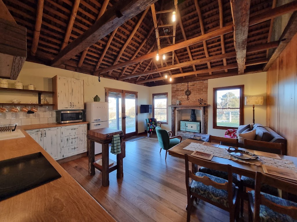 Chandlers Rest | 1377 Mandurama Rd, Neville NSW 2799, Australia | Phone: 0407 148 198