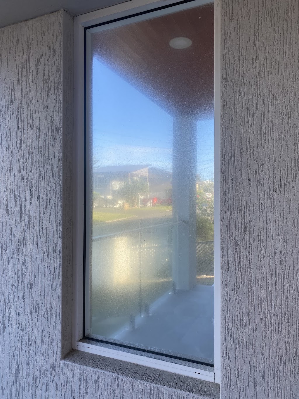 Focus window cleaning | Middleton Dr, Middleton Grange NSW 2171, Australia | Phone: 0438 576 655