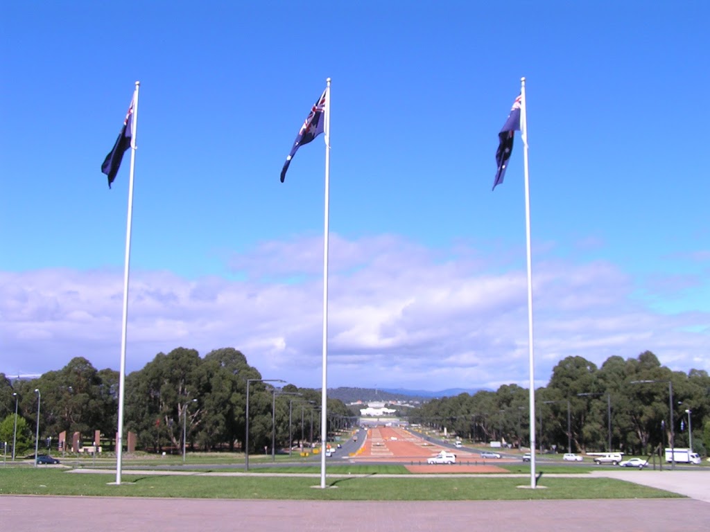 Goldspar Flagpoles | 2/81 Bassett St, Mona Vale NSW 2103, Australia | Phone: (02) 9997 1211