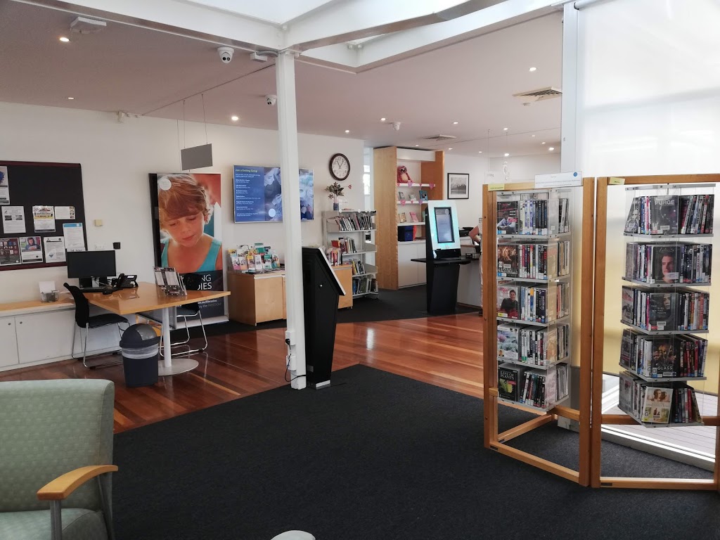 Kincumber Library | library | 3 Bungoona Rd, Kincumber NSW 2251, Australia | 0243047641 OR +61 2 4304 7641